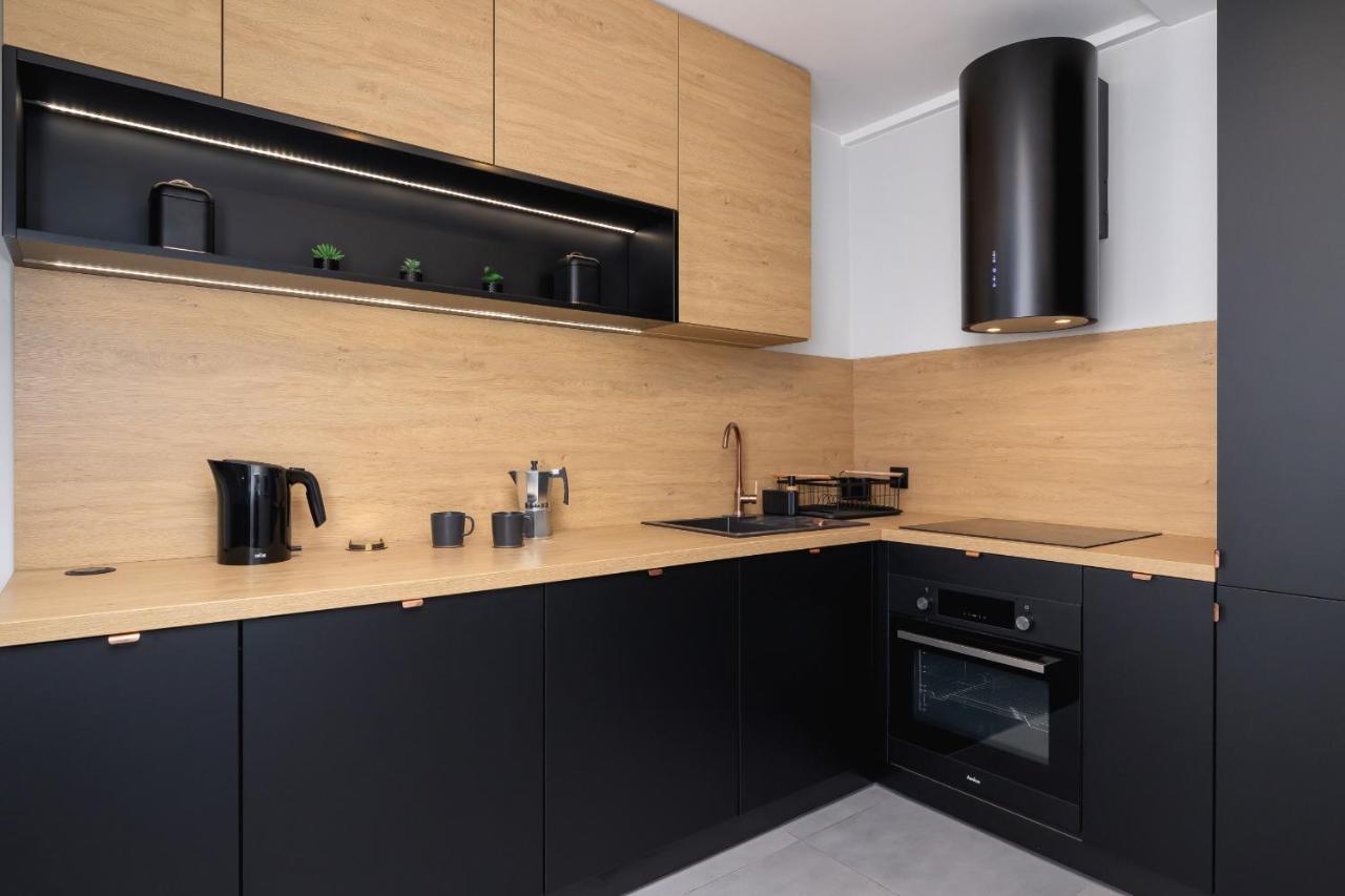 Korfantego Stylish Apartment With City View Spodek Katowice By Noclegi Renters Exteriér fotografie